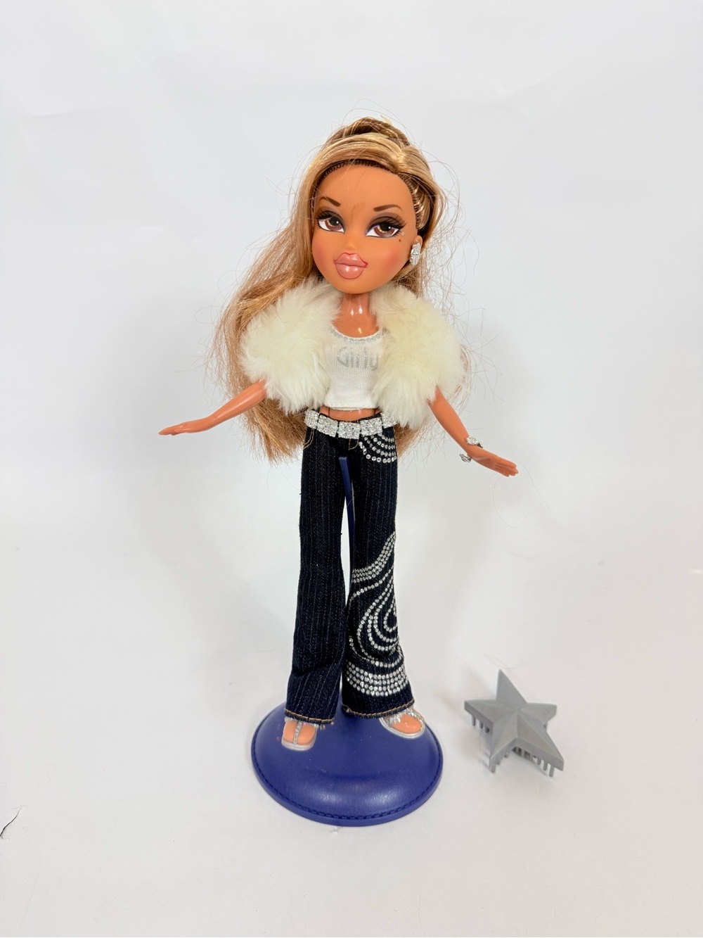 Bratz Forever Diamondz Yasmin Doll Clothes Shoes Accessories Jewelry Brush